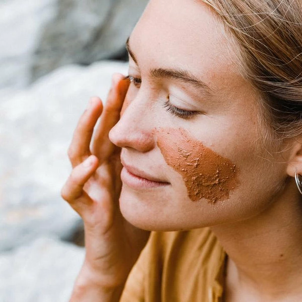 Nathalie Bond Nathalie Bond Pink Clay Mask 1 Nathalie Bond Nathalie Bond Pink Clay Mask