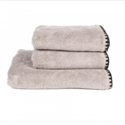 Harmony 90 x 140cm Cotton Embroidered Issey Bath Towel